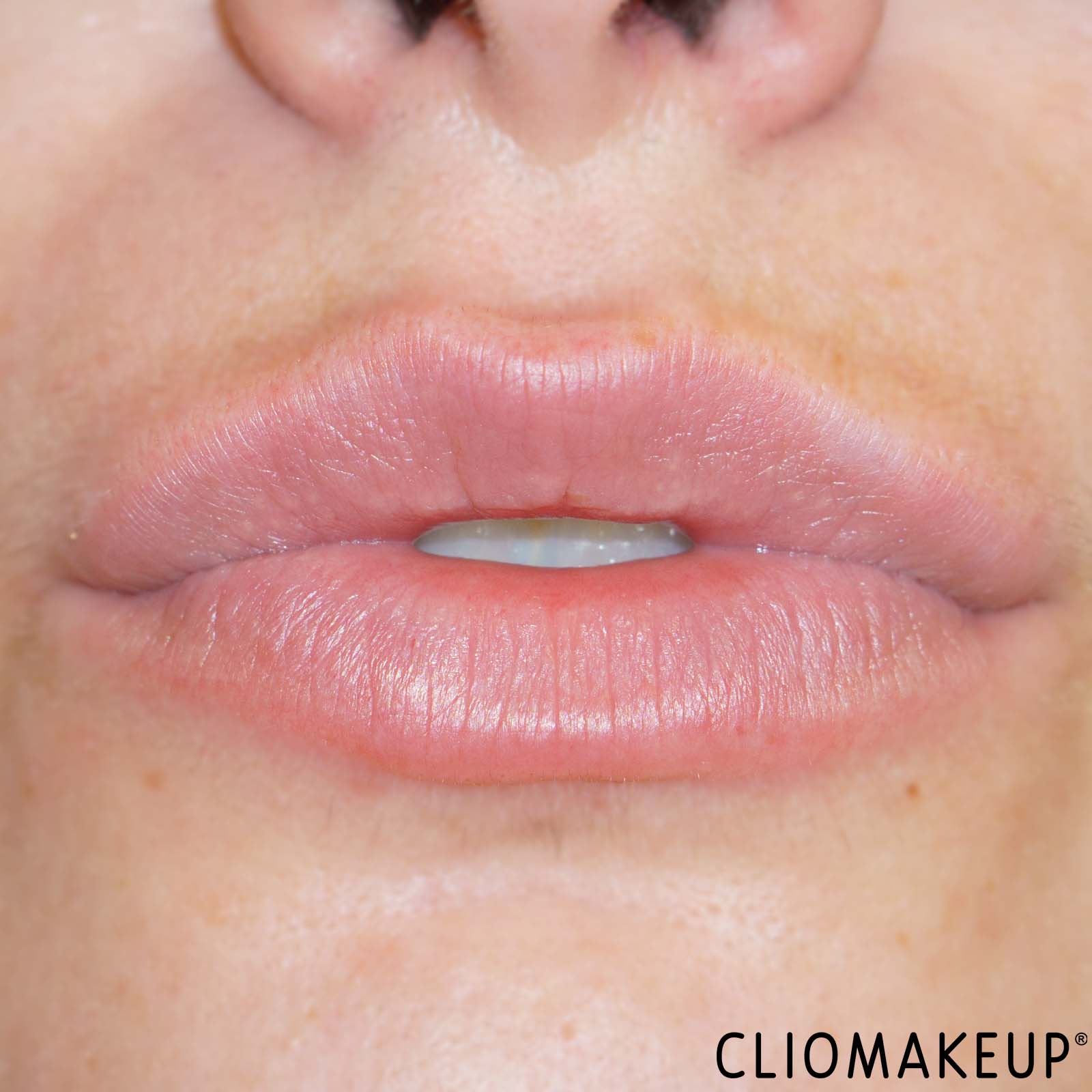 recensione-cliomakeup-labello-glowy-prima