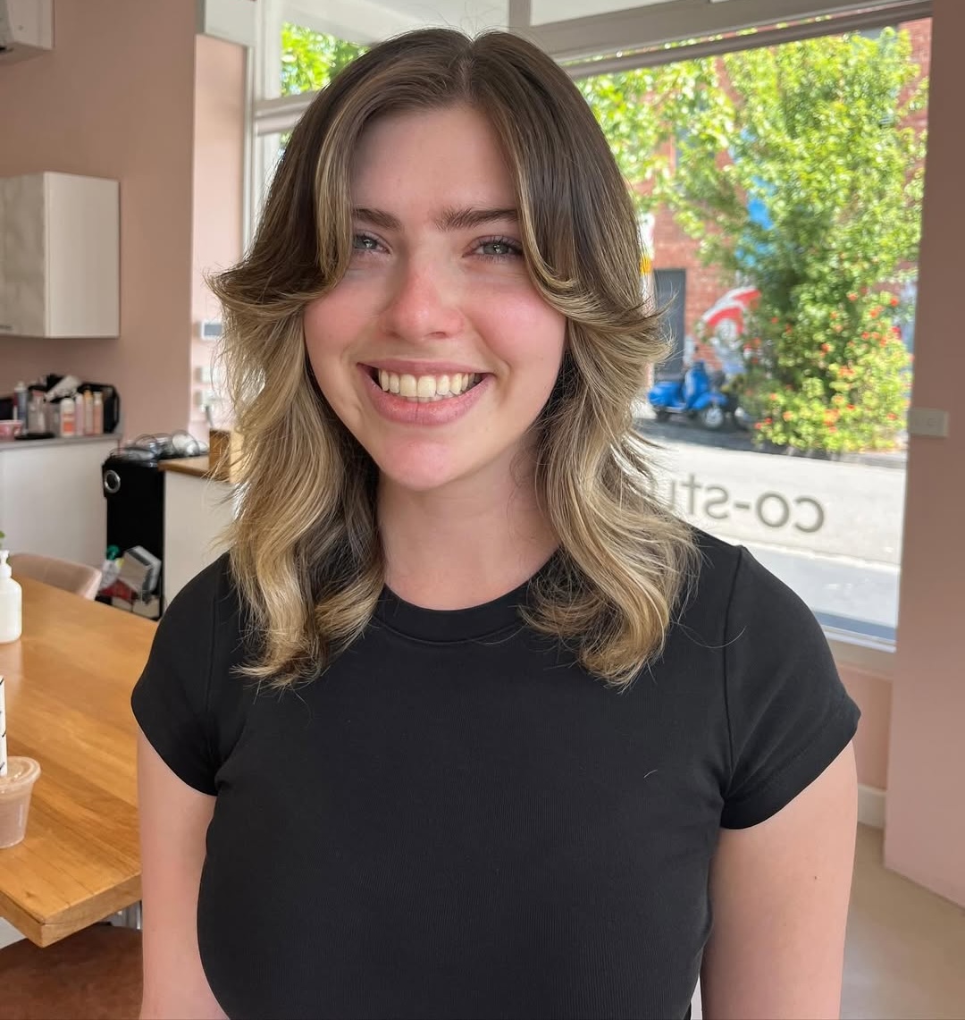 tagli-capelli-medi-autunno-2025-soft-shag