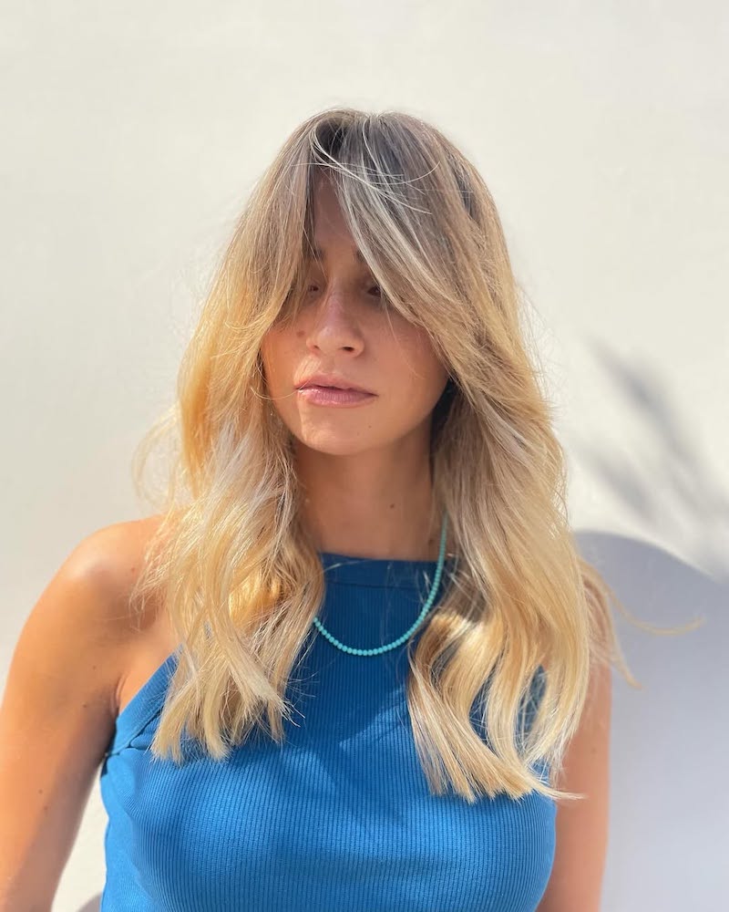 tagli-di-capelli-settembre-2025-frangia-lunga