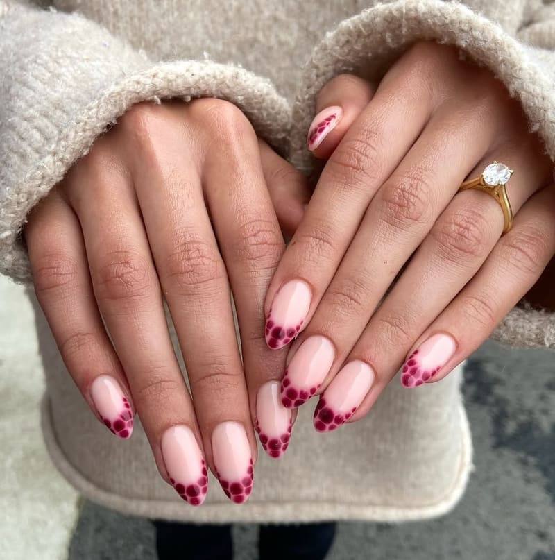 unghie-settembre-2025-blooming-gel-nails-borgogna