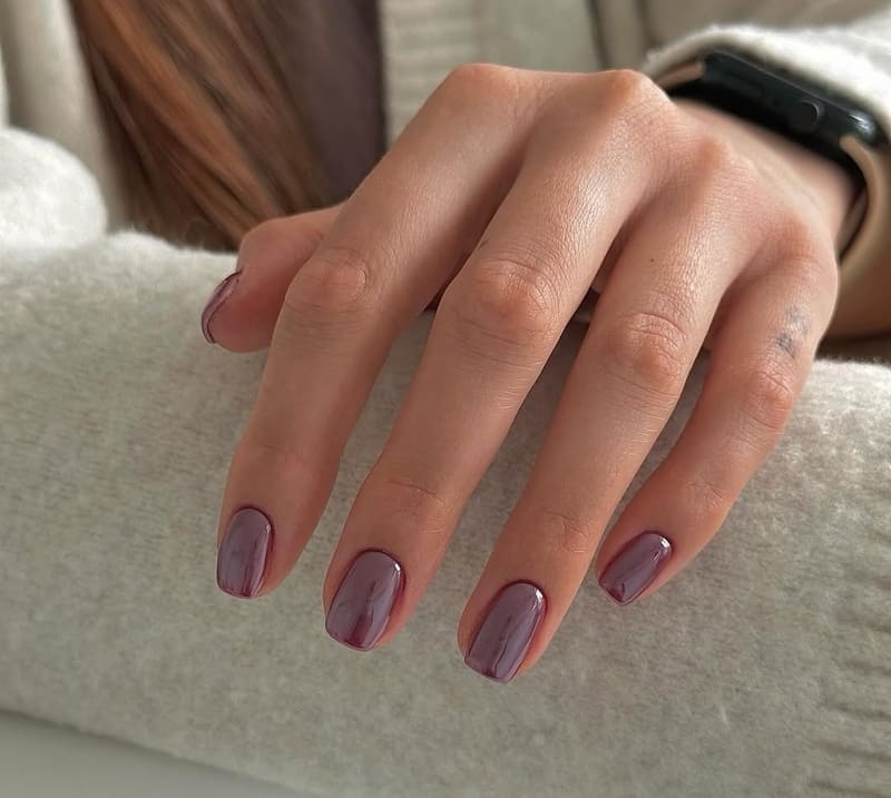 unghie-settembre-2025-glazed-cherry