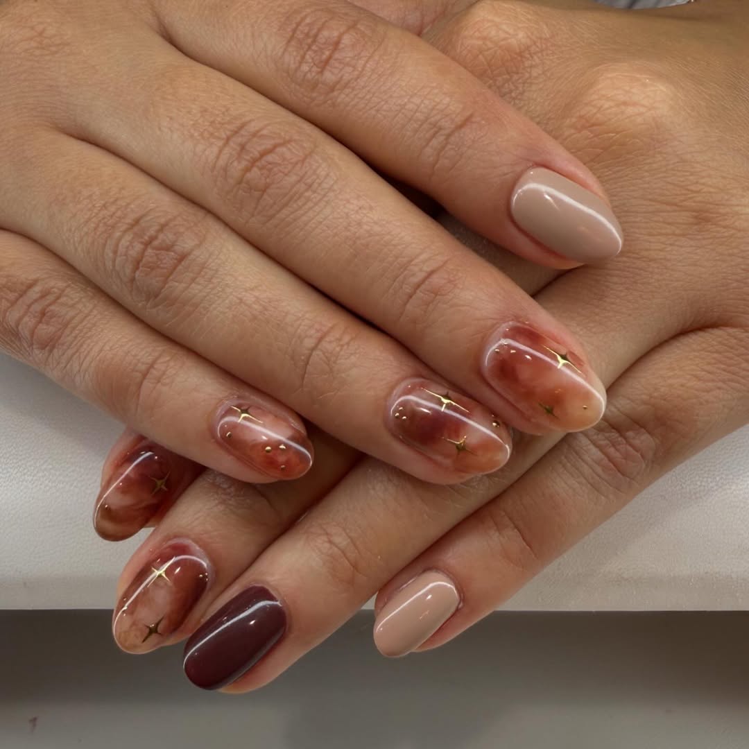 amber-stone-nails-11