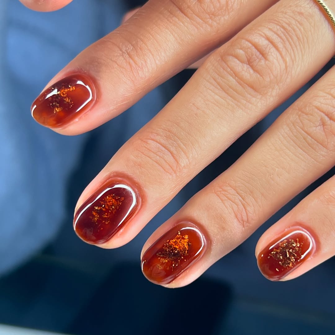 amber-stone-nails-5