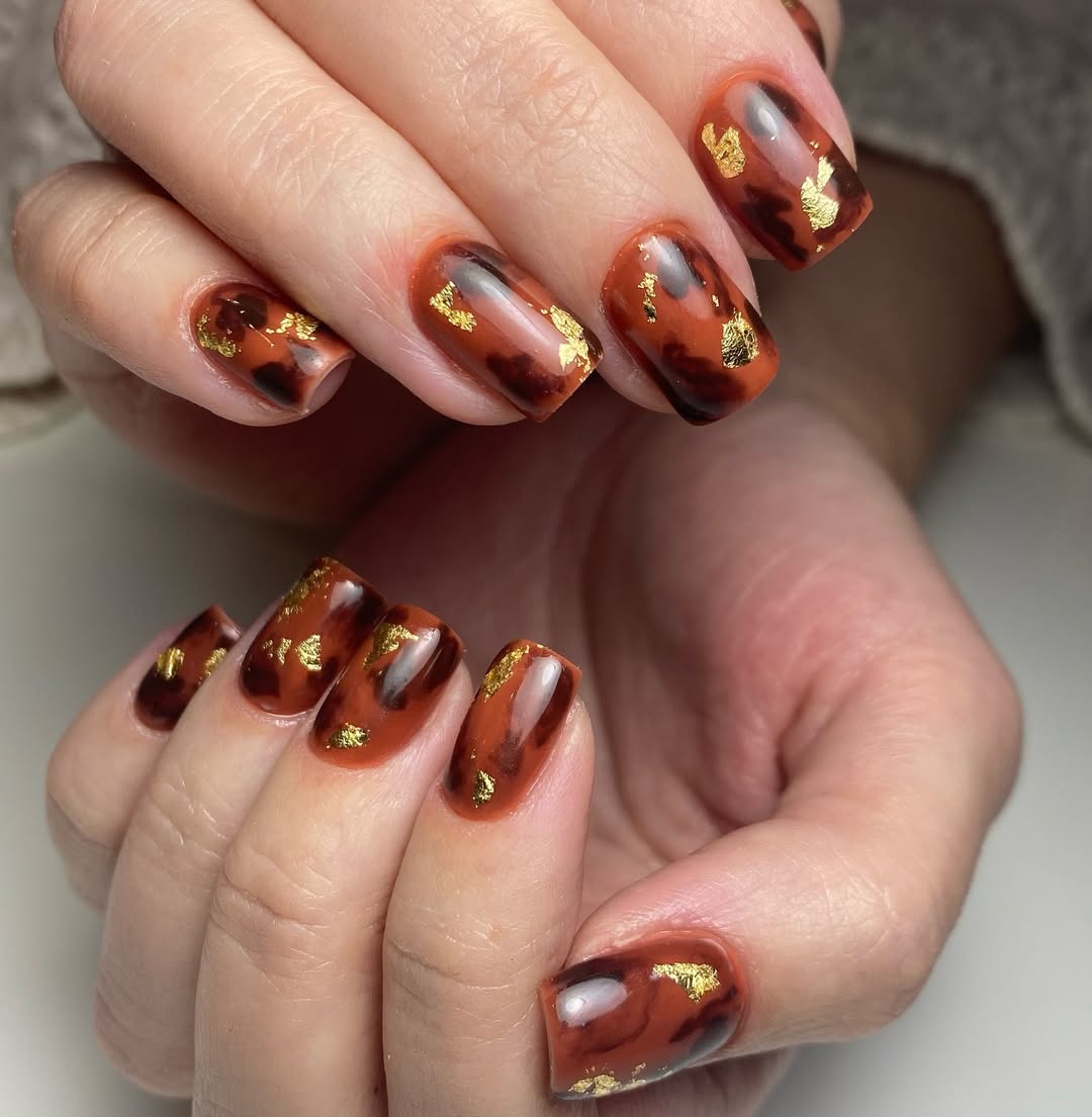 amber-stone-nails-8