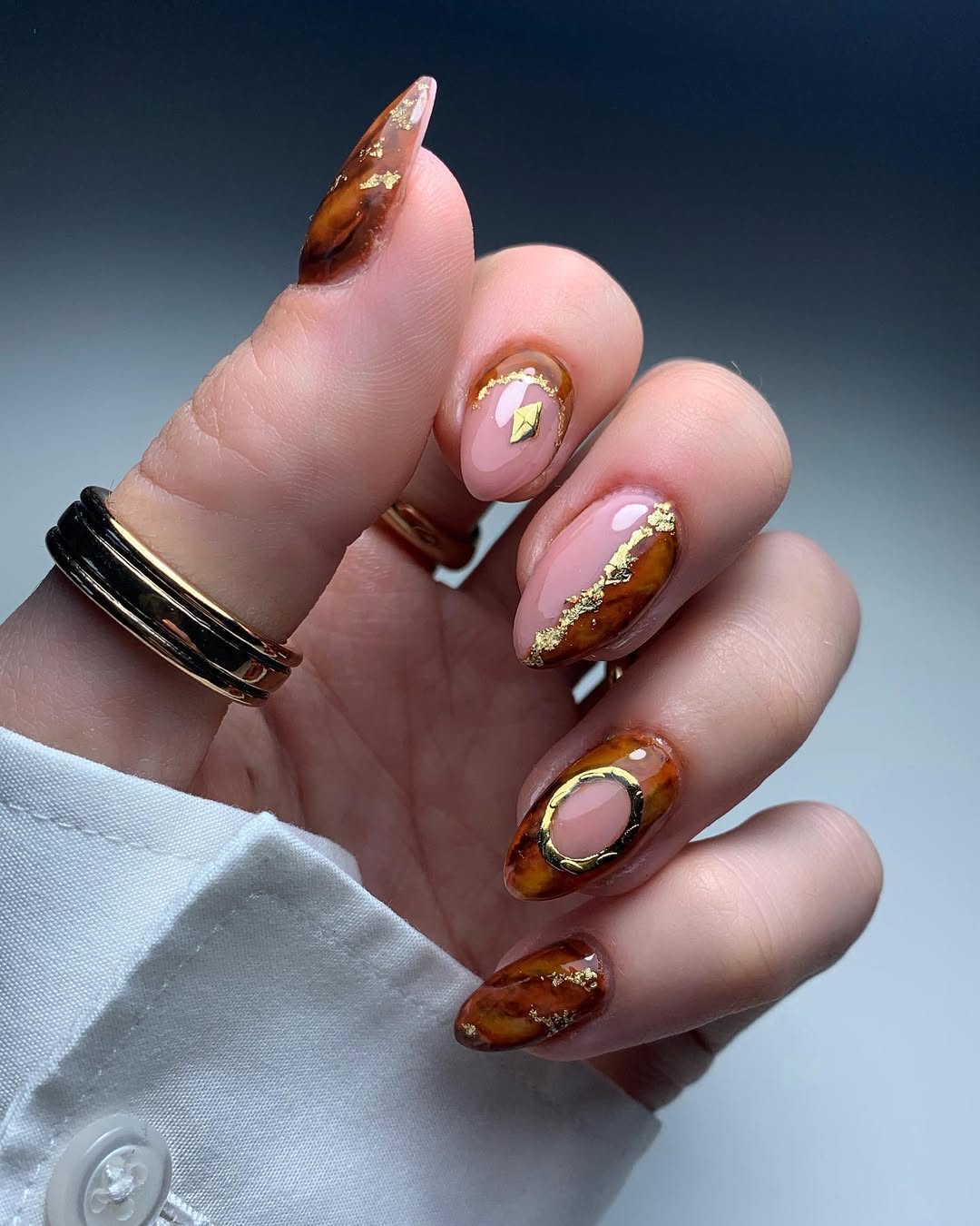 amber-stone-nails-9