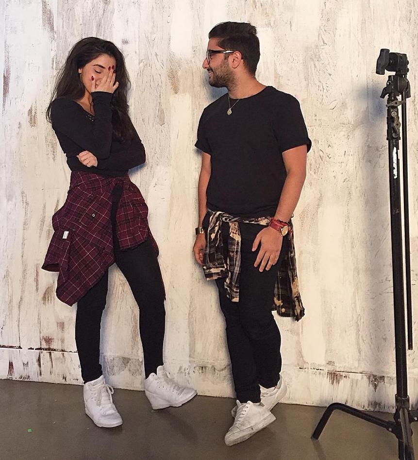 camicia-annodata-intorno-amici