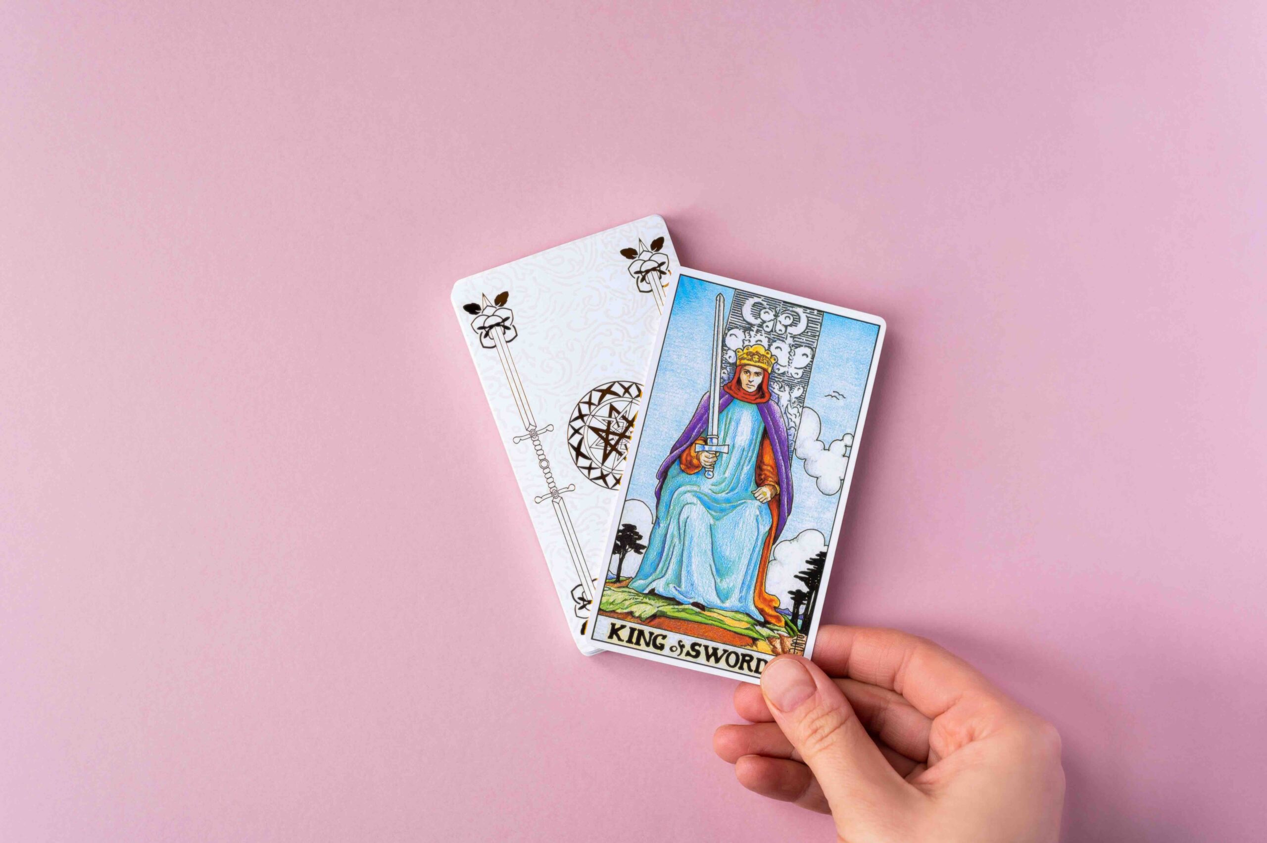 carta-tarocchi-re-di-spade