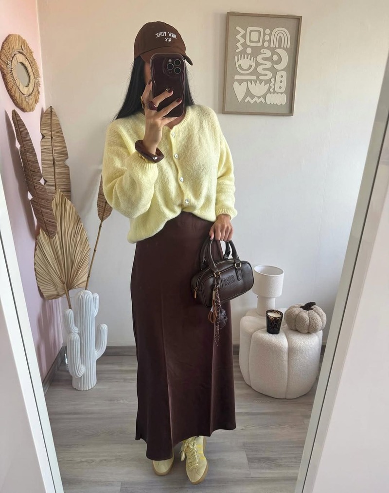 come-indossare-giallo-in-autunno-marrone