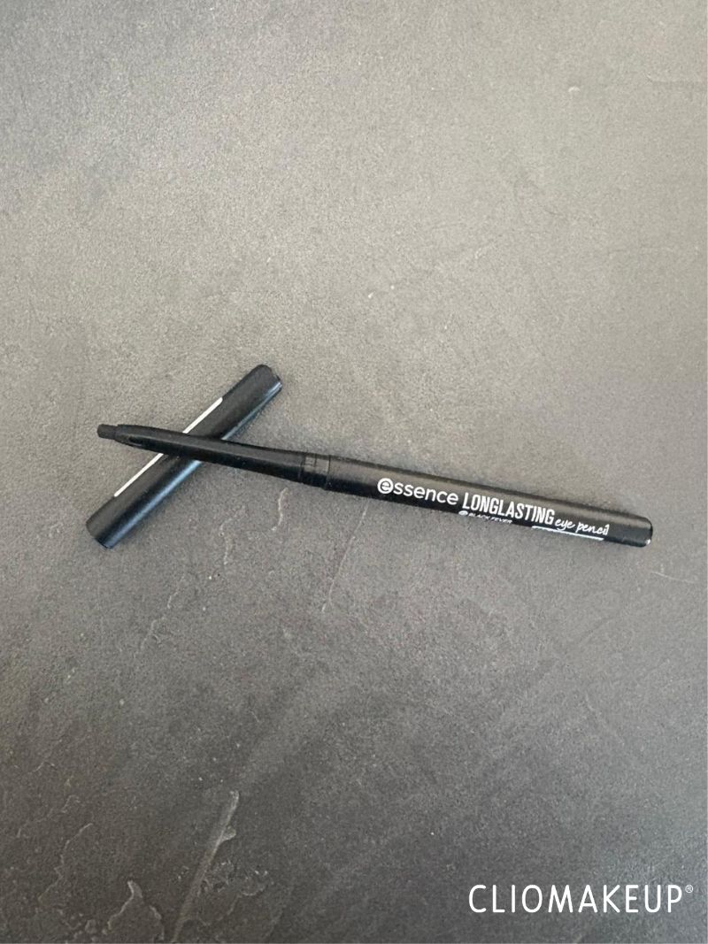 flop-team-settembre-2025-essence