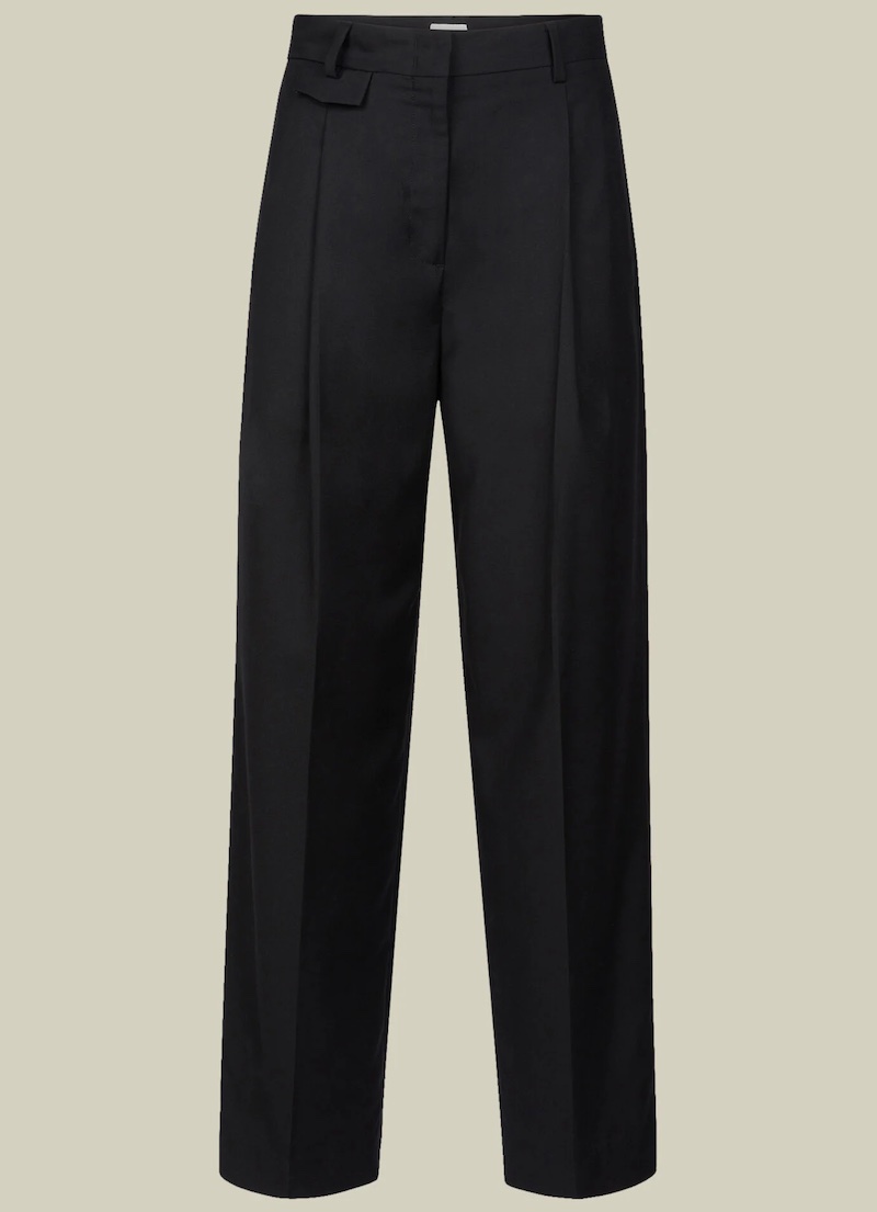 pantaloni-neri-autunno-2025-classico