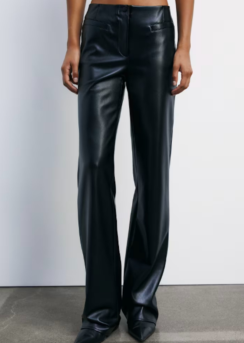 pantaloni-neri-autunno-2025-pelle