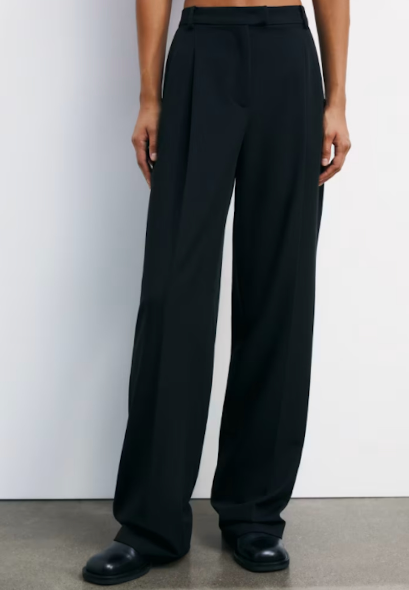 pantaloni-neri-autunno-2025-taglio-maschile