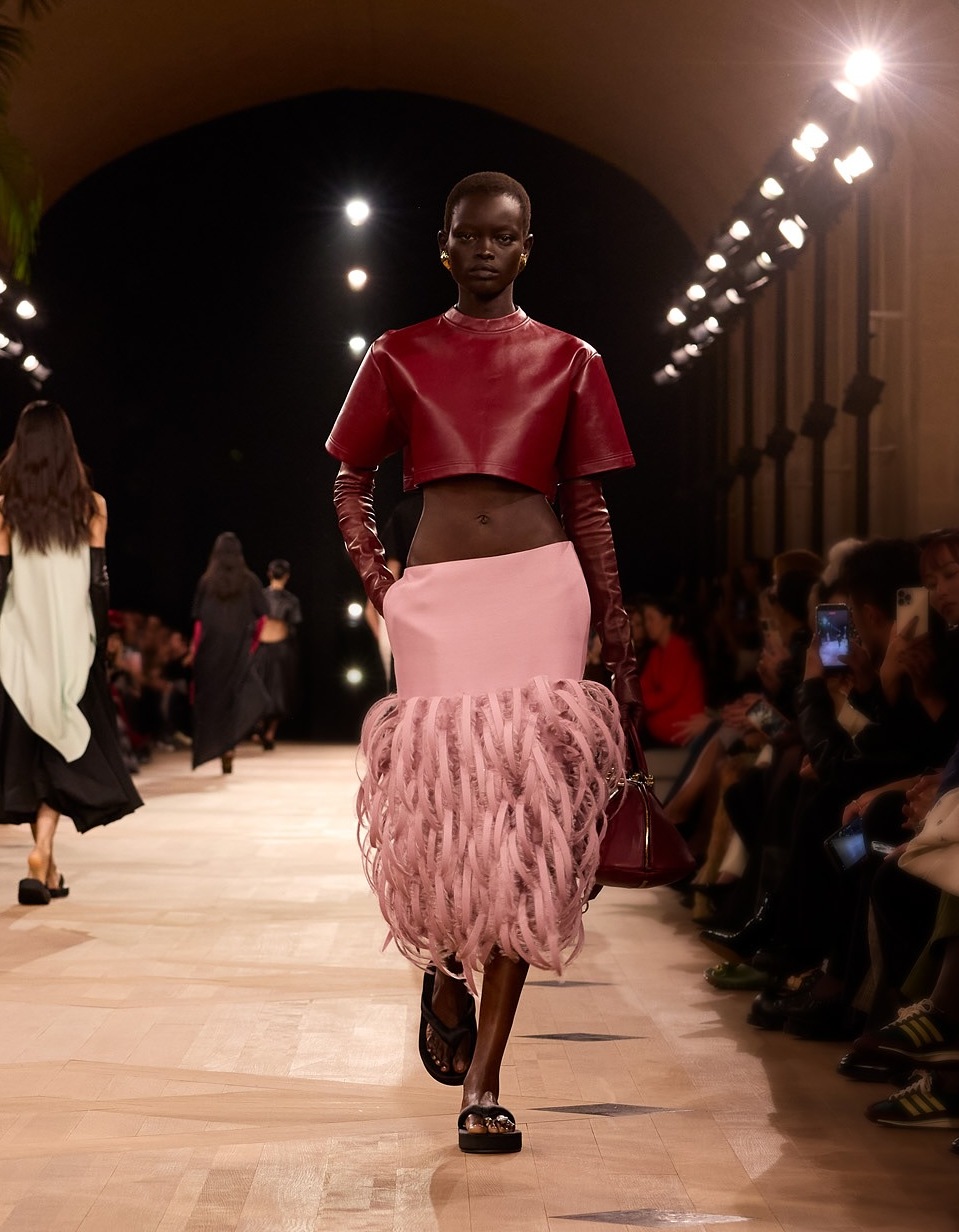 paris-fashion-week-ottobre-2025-balenciaga