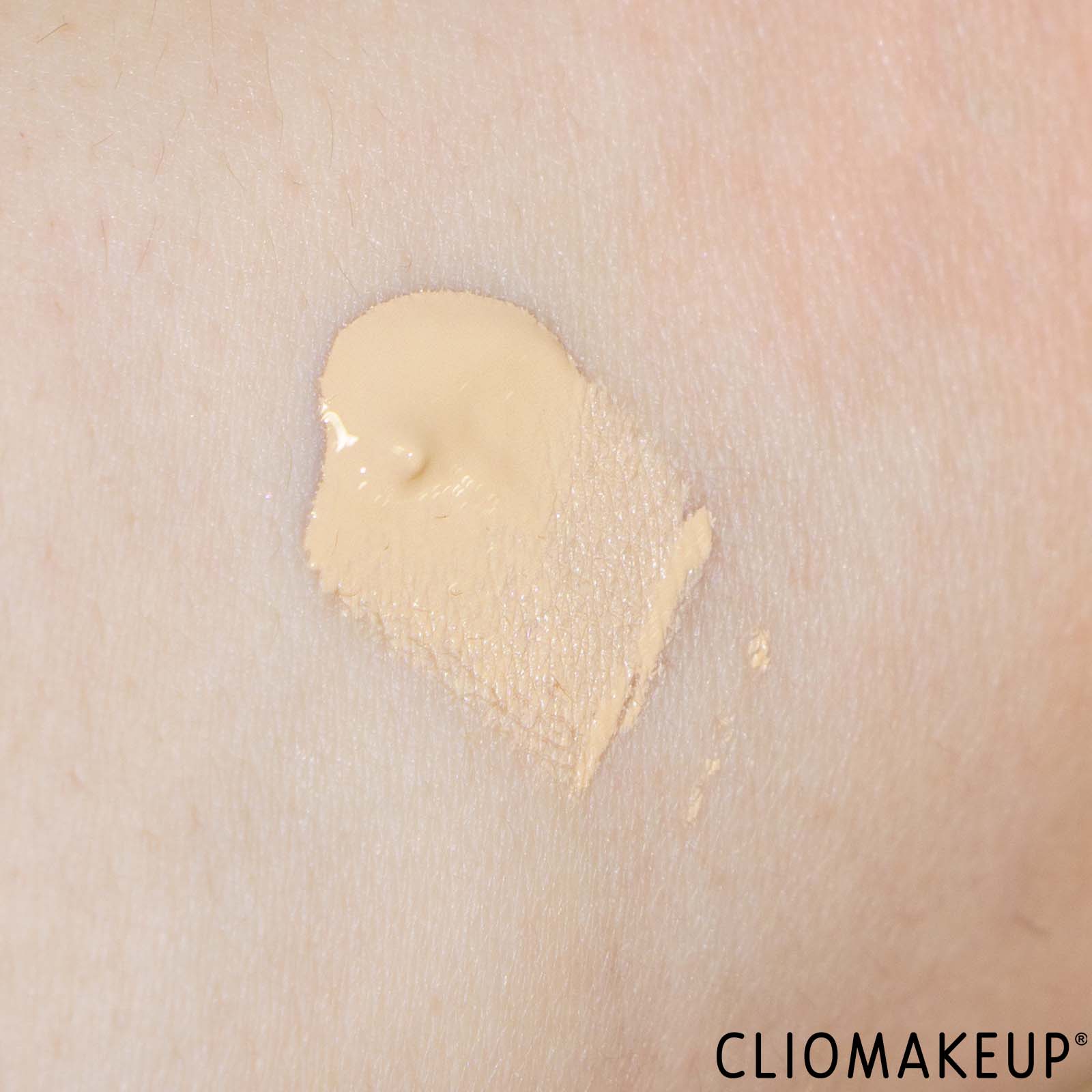 recensione-correttore-sephora-collection-best-skin-ever-swatch