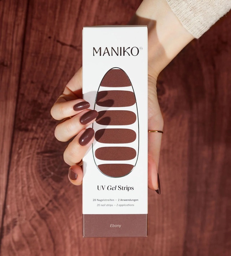 smalto-color-castagna-maniko-ebony