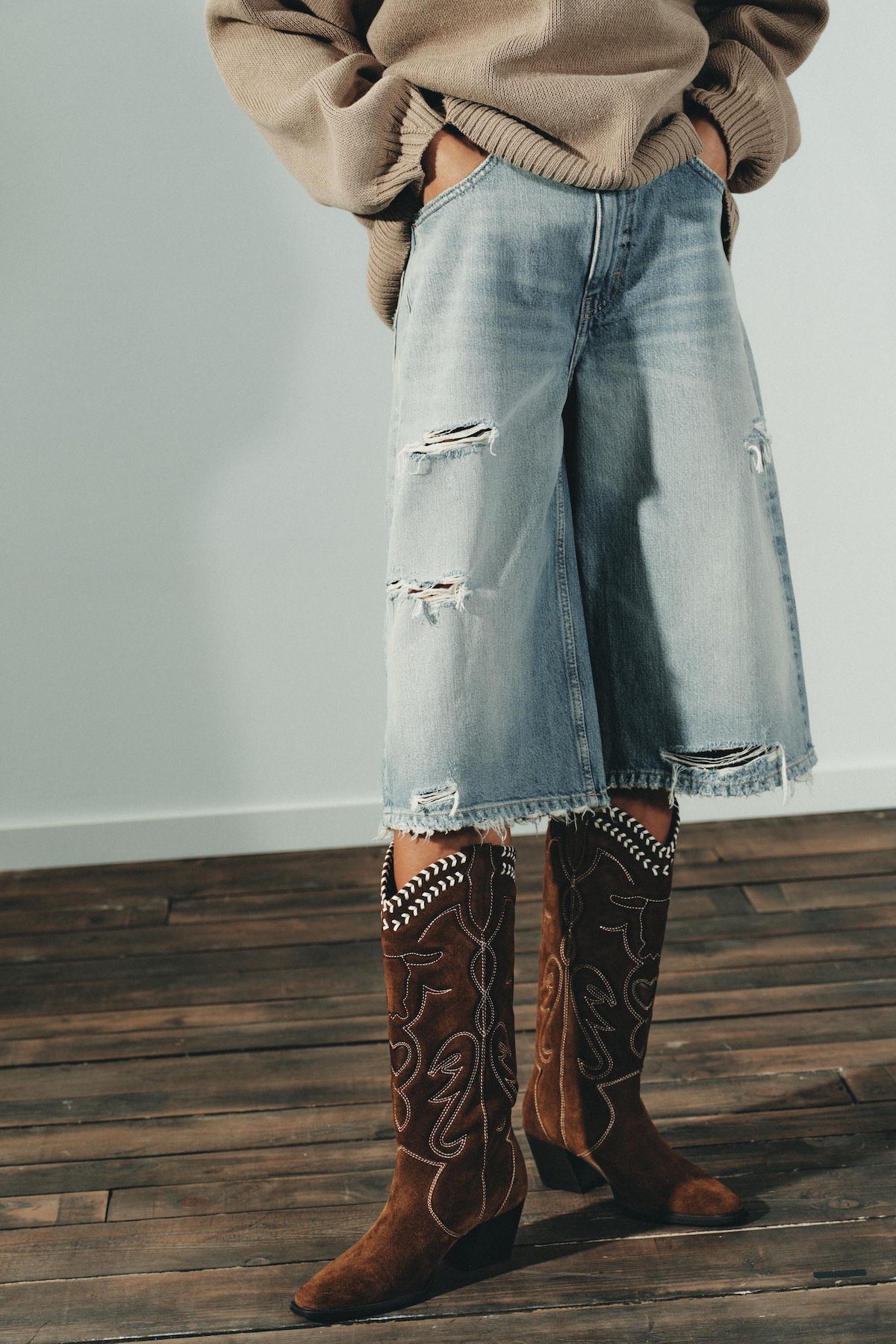 stivali-zara-autunno-2025-ricami