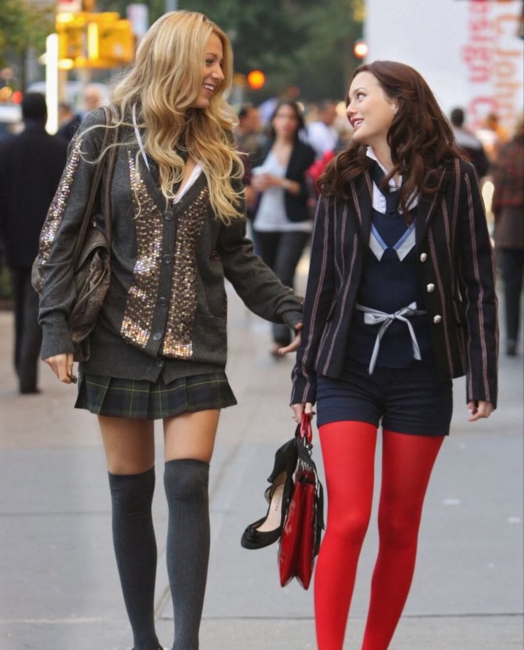 Come-abbinare-collant-rossi-gossipgirl