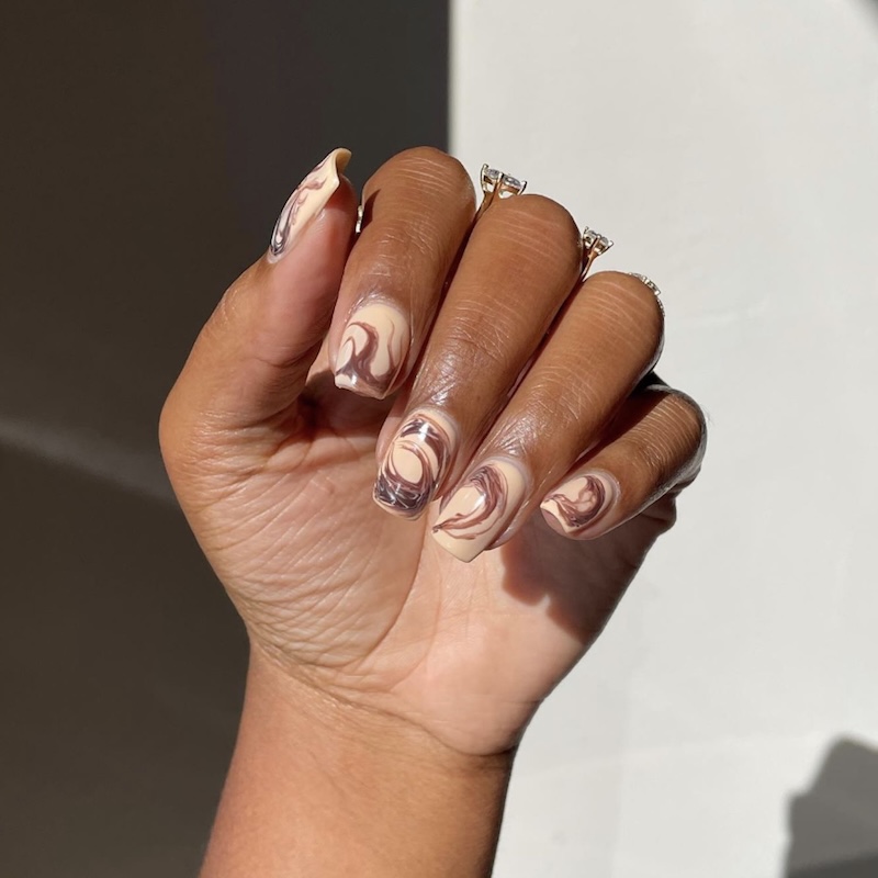 chai-latte-nails-melanated-mani