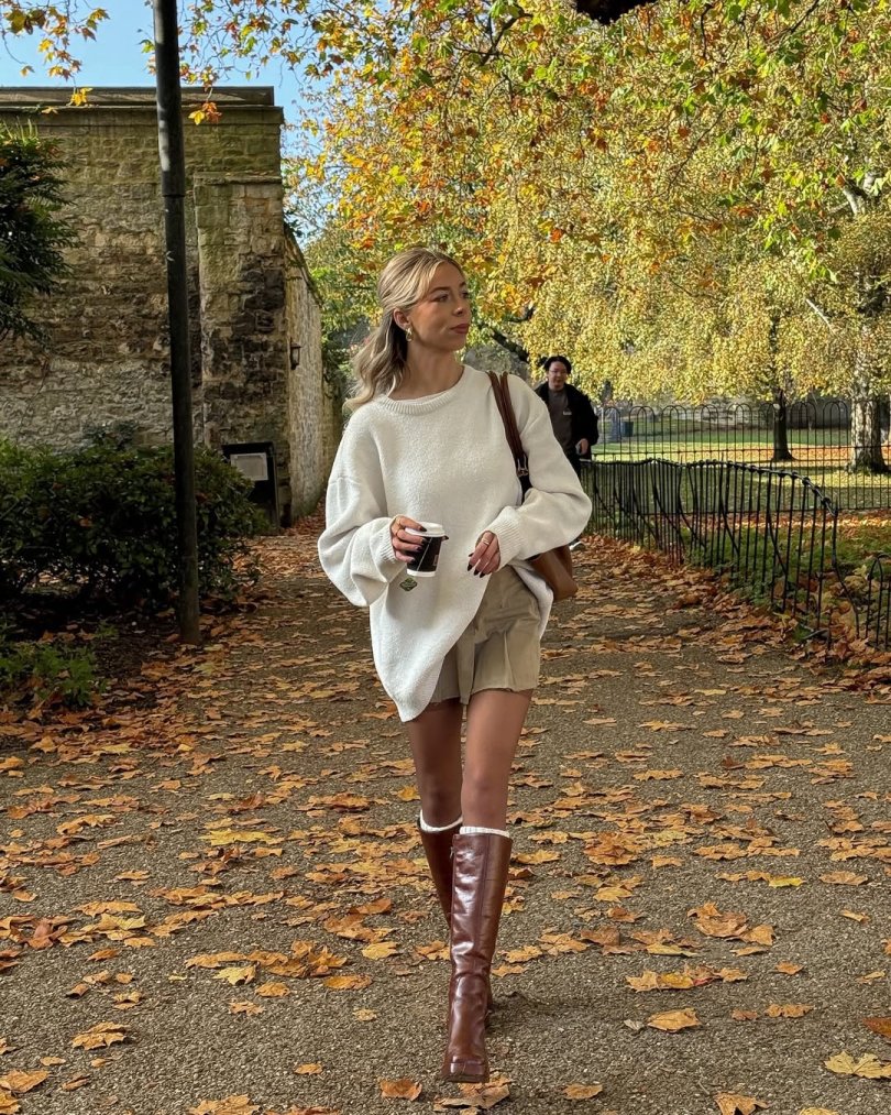 come-abbinare-minigonna-stivali-passeggio