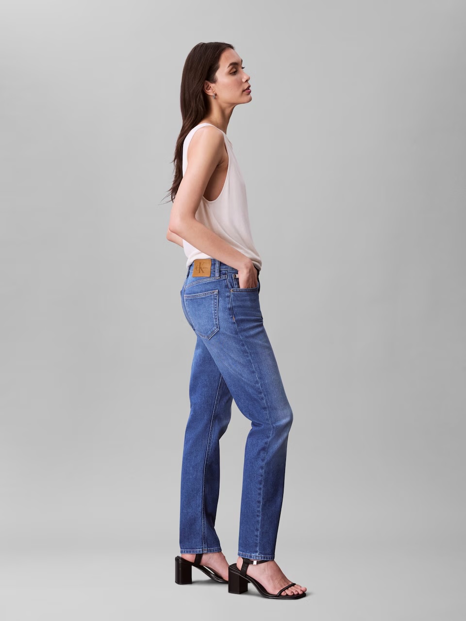 jeans-stretti-autunno-2025-ck