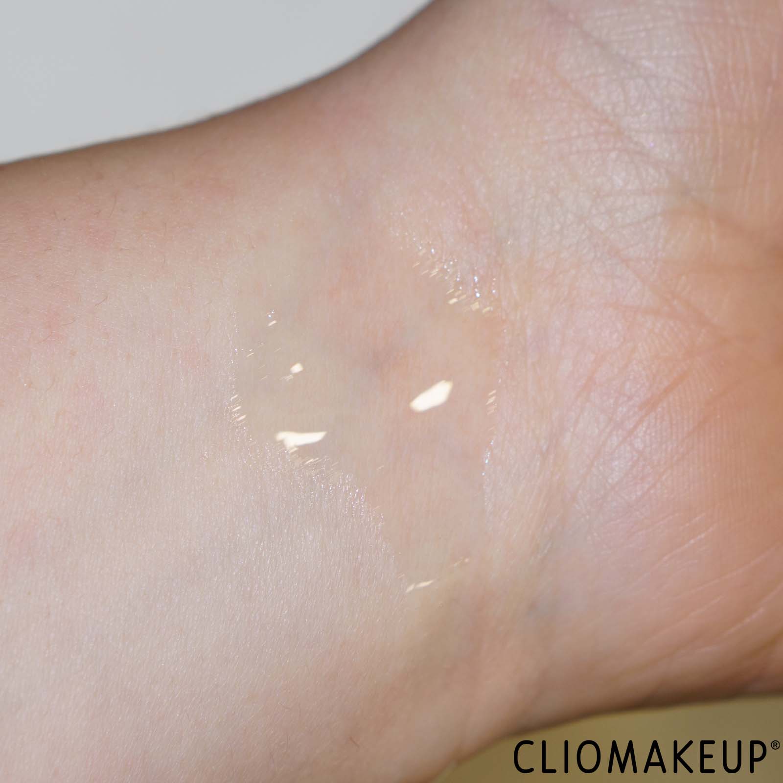 recensione-struccante-klairs-gentle-black-deep-cleansing-swatch