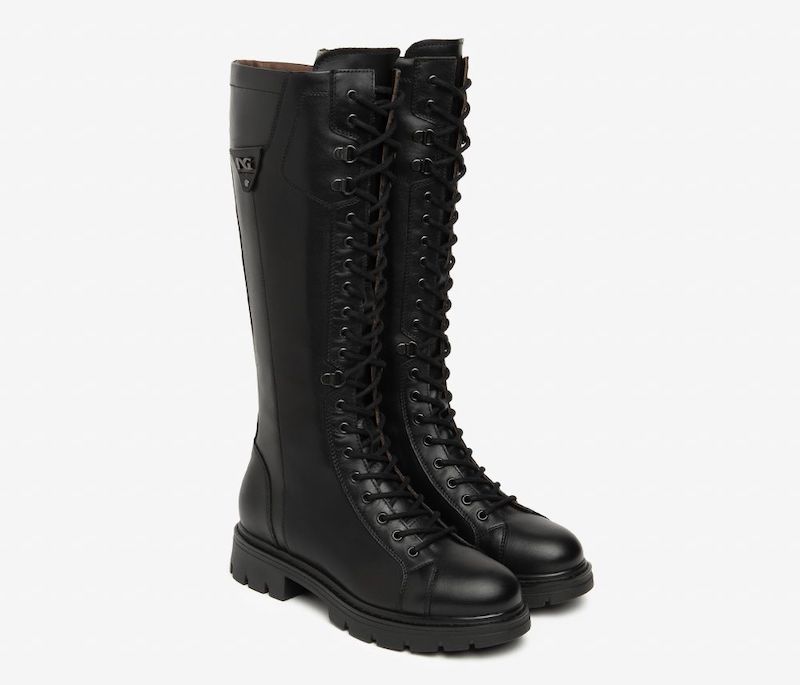 stivali-neri-lacci