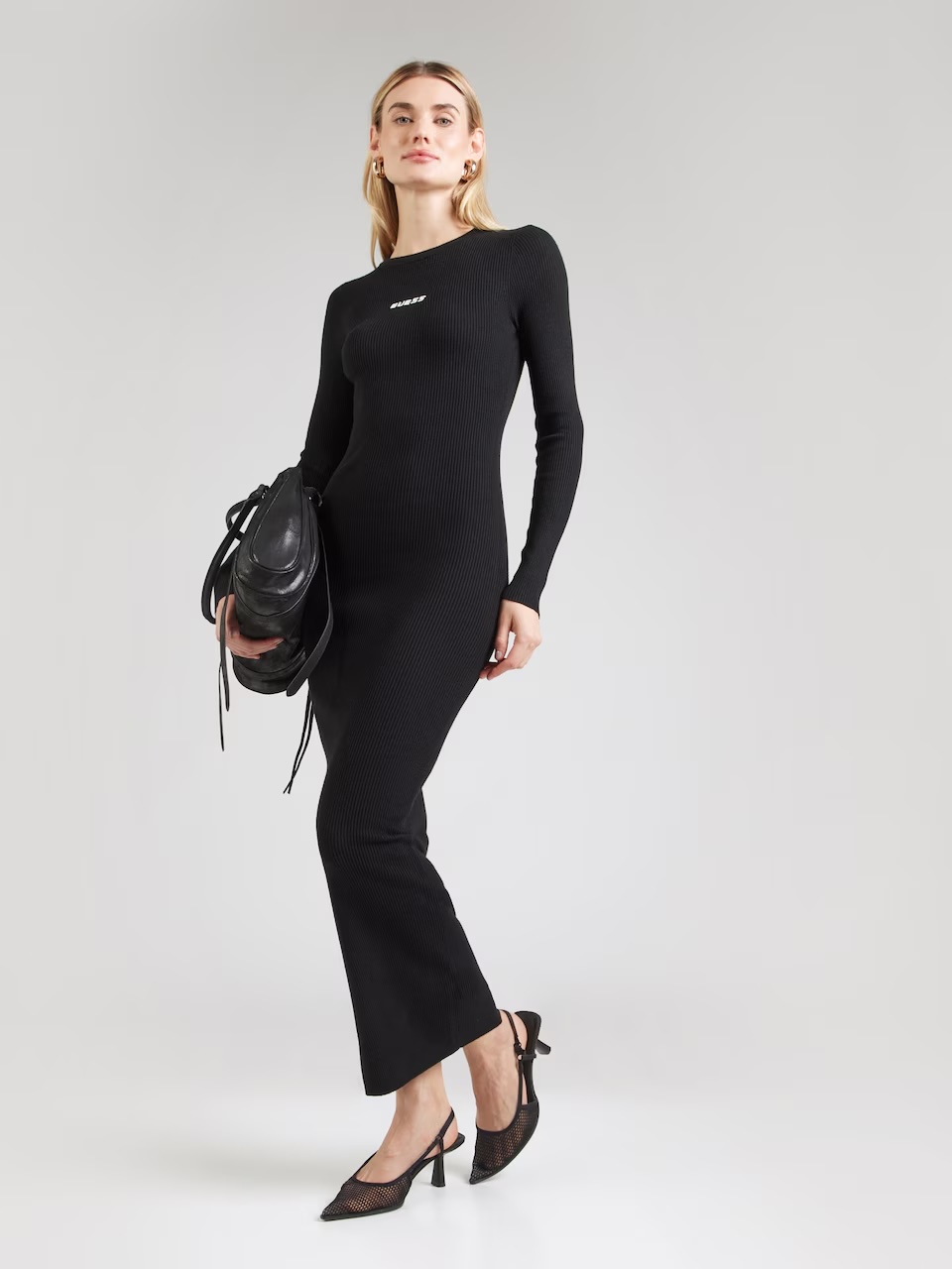 vestiti-lunghi-autunno-2025-maglia-guess