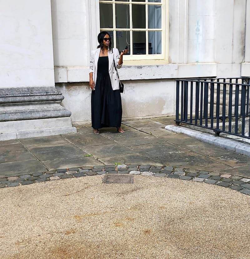 come-abbinare-giacca-e-abito-lungo-over