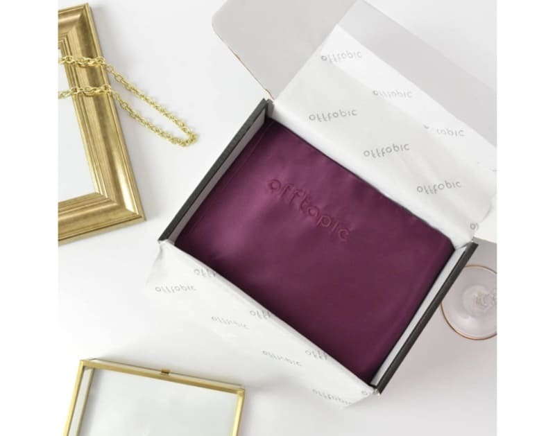 come-mantenere-capelli-mossi-notte-offtopic-federa-seta