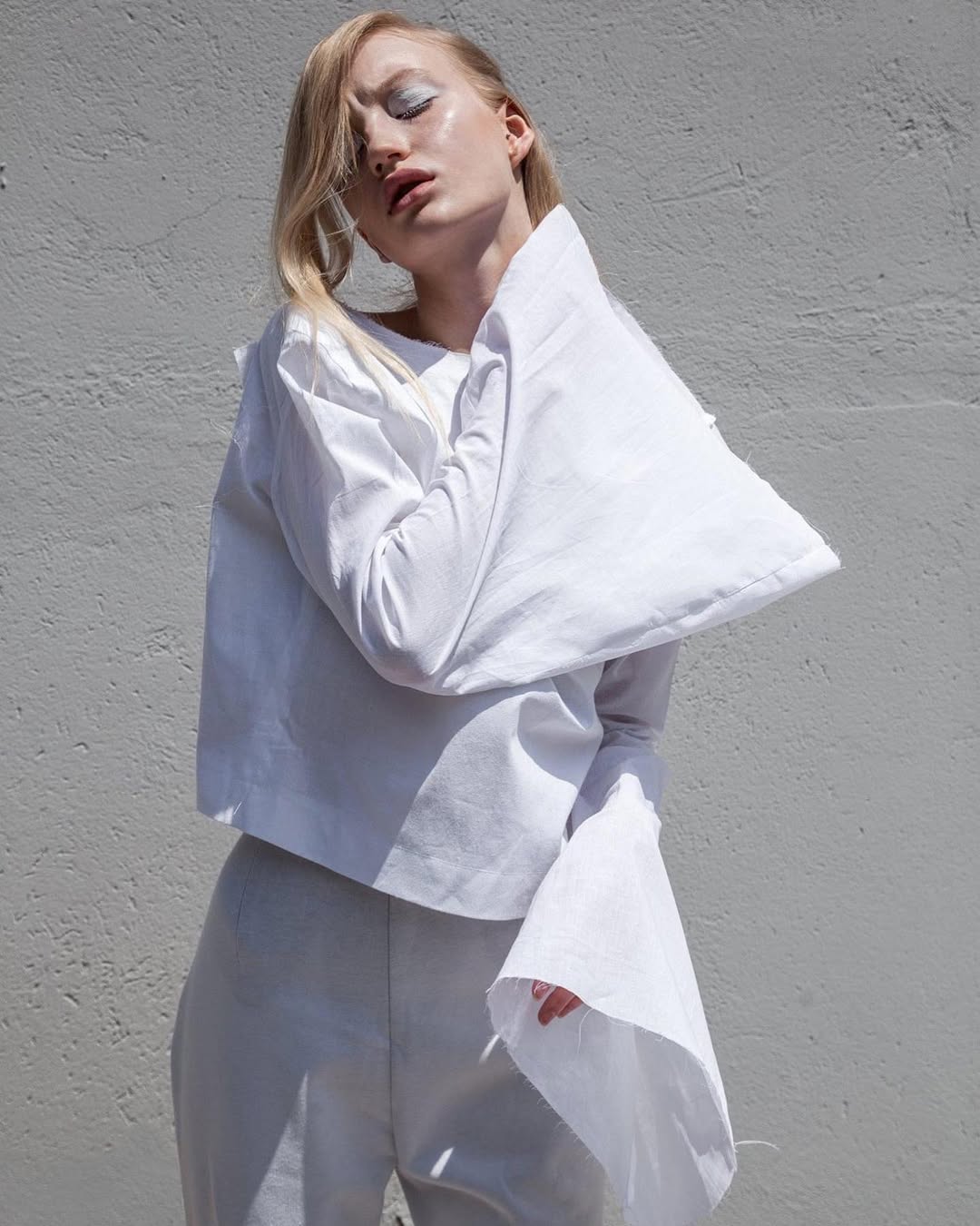 come-vestirsi-cloud-dancer-pantone-2026-minimal