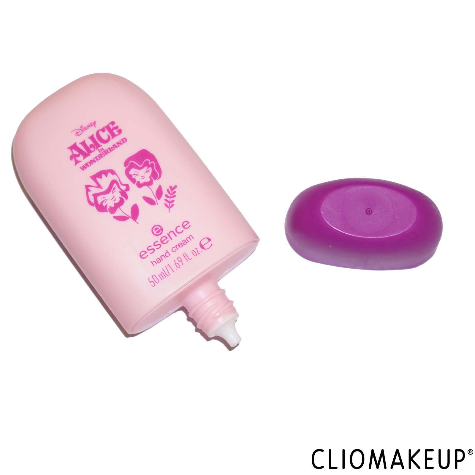 crema-mani-essence-alice-in-wonderland-pack-aperto