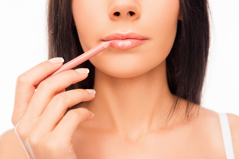 matita-labbra-waterproof-trasparente-rosa-chiaro