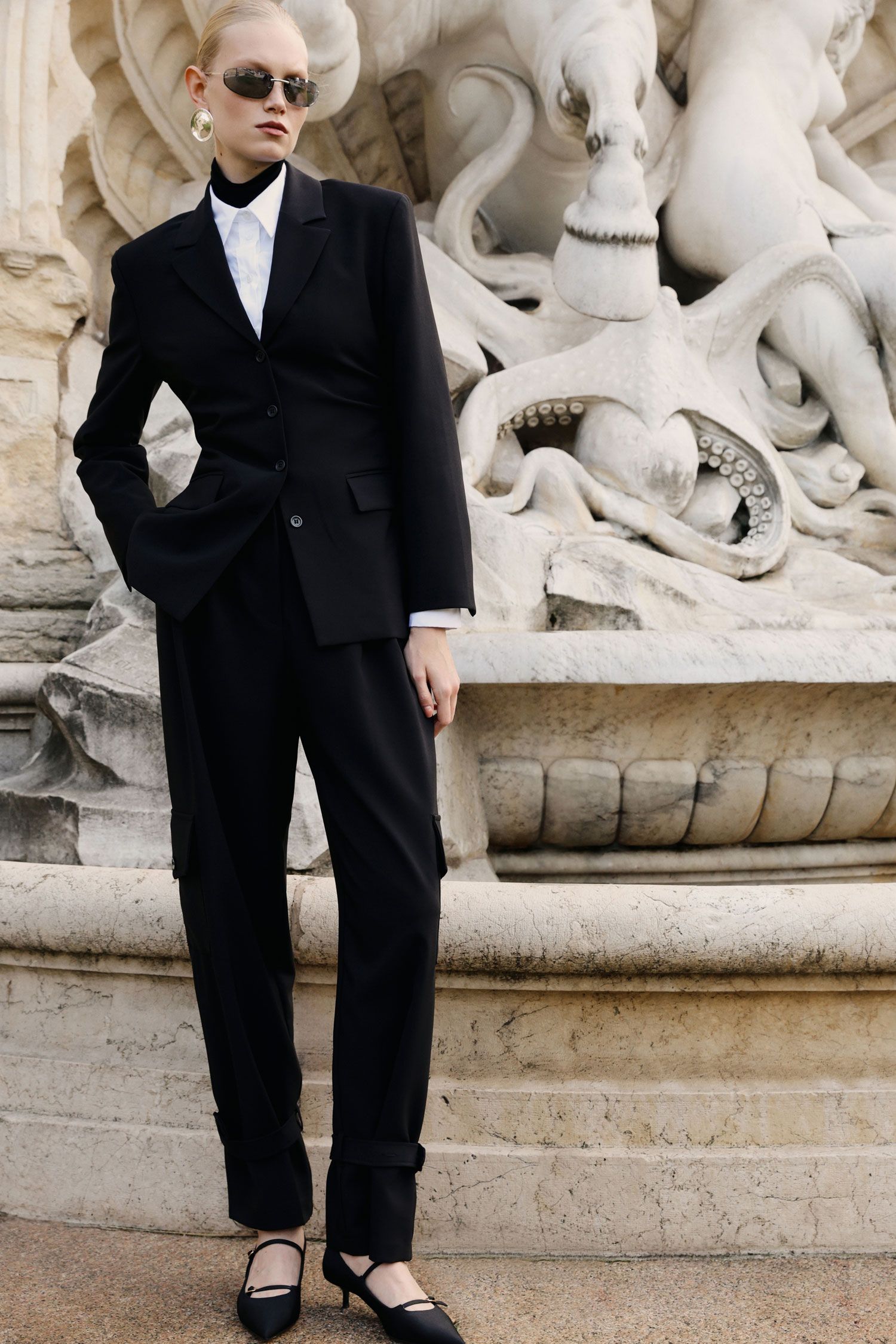 pantaloni-neri-eleganti-sartoriali