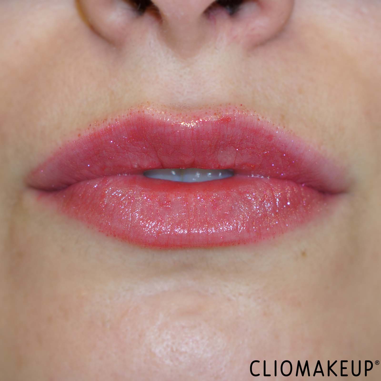 recensione-shine-gloss-xmas-kiko-applicazione