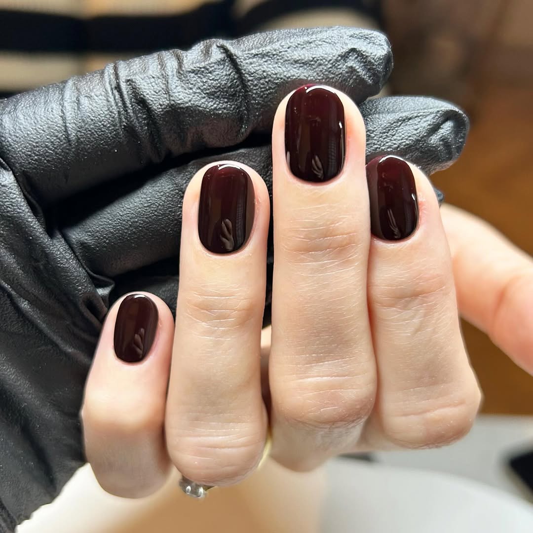 tendenze-unghie-2026-rougenoir