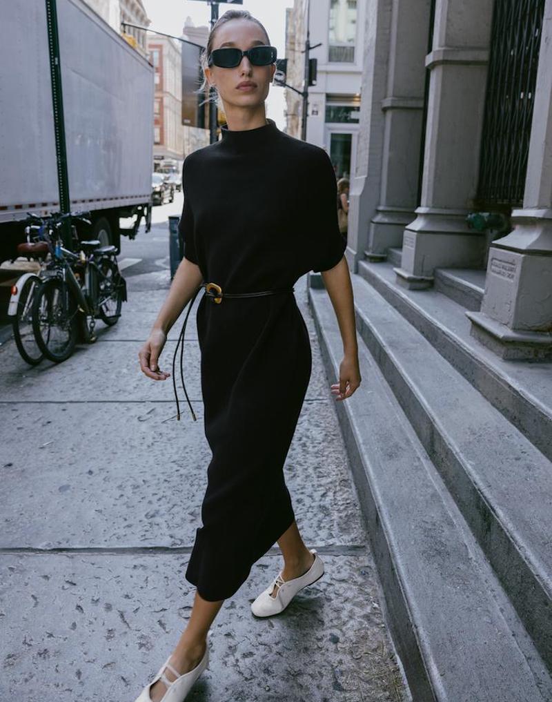 vestiti-neri-maglia-lungo