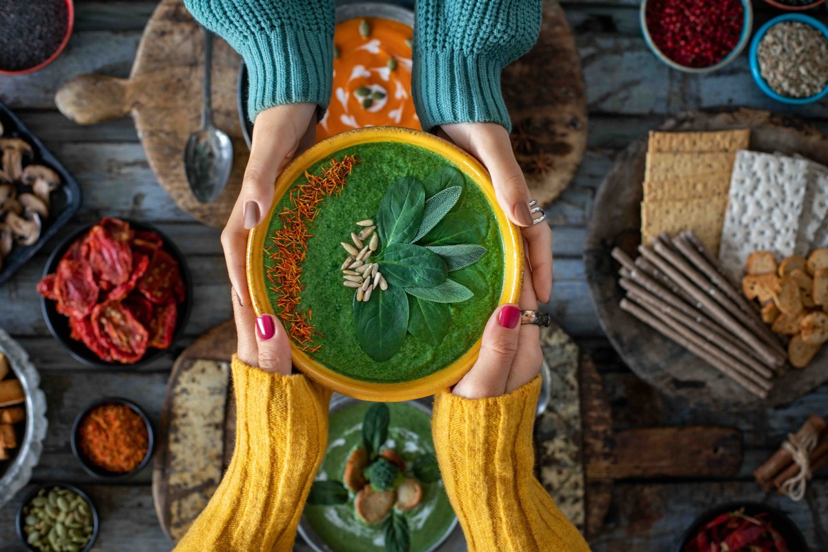 alimentazione-olistica-dopo-feste-donne-vellutata