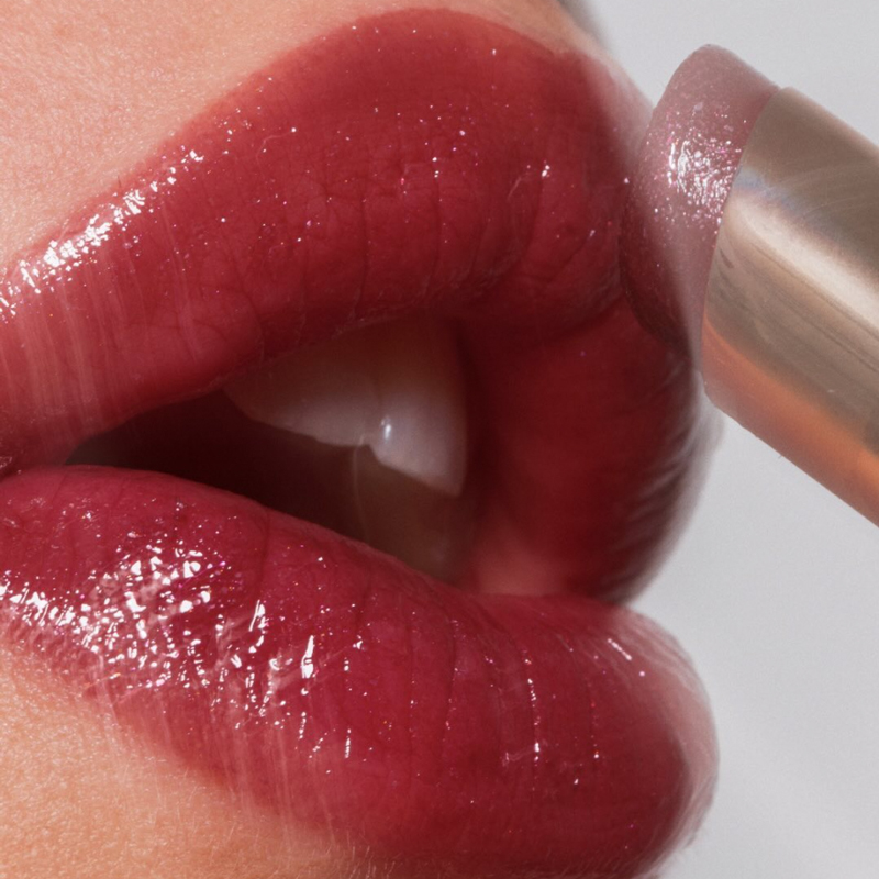 beauty-look-effetto-bagnato-labbra