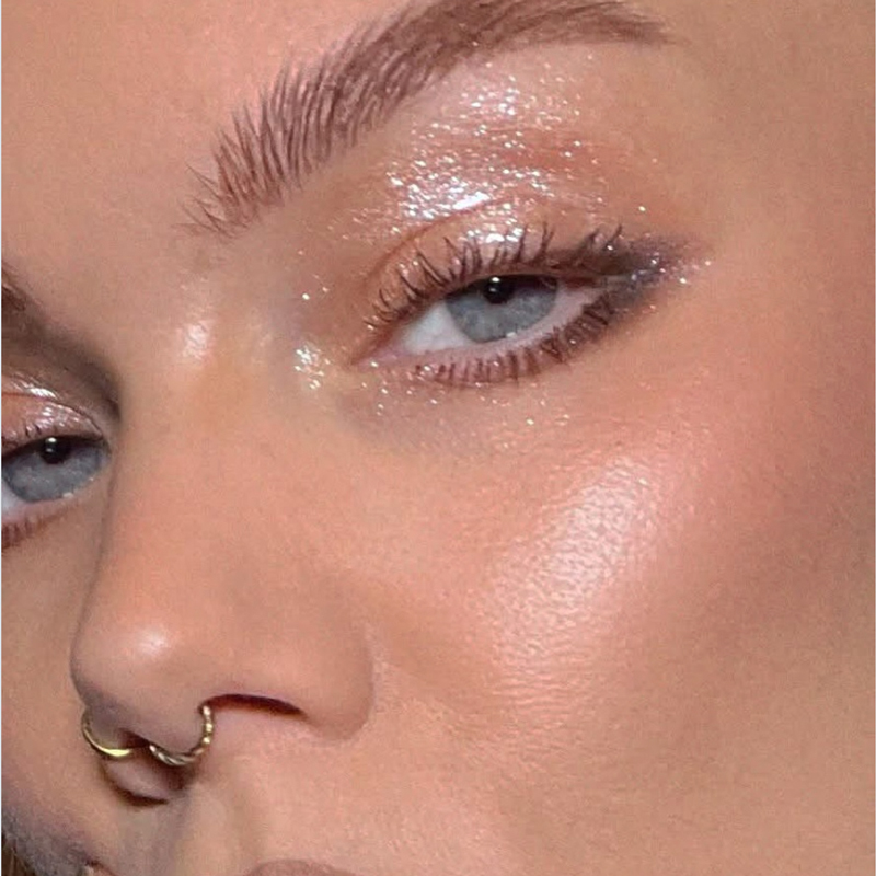 beauty-look-effetto-bagnato-occhi