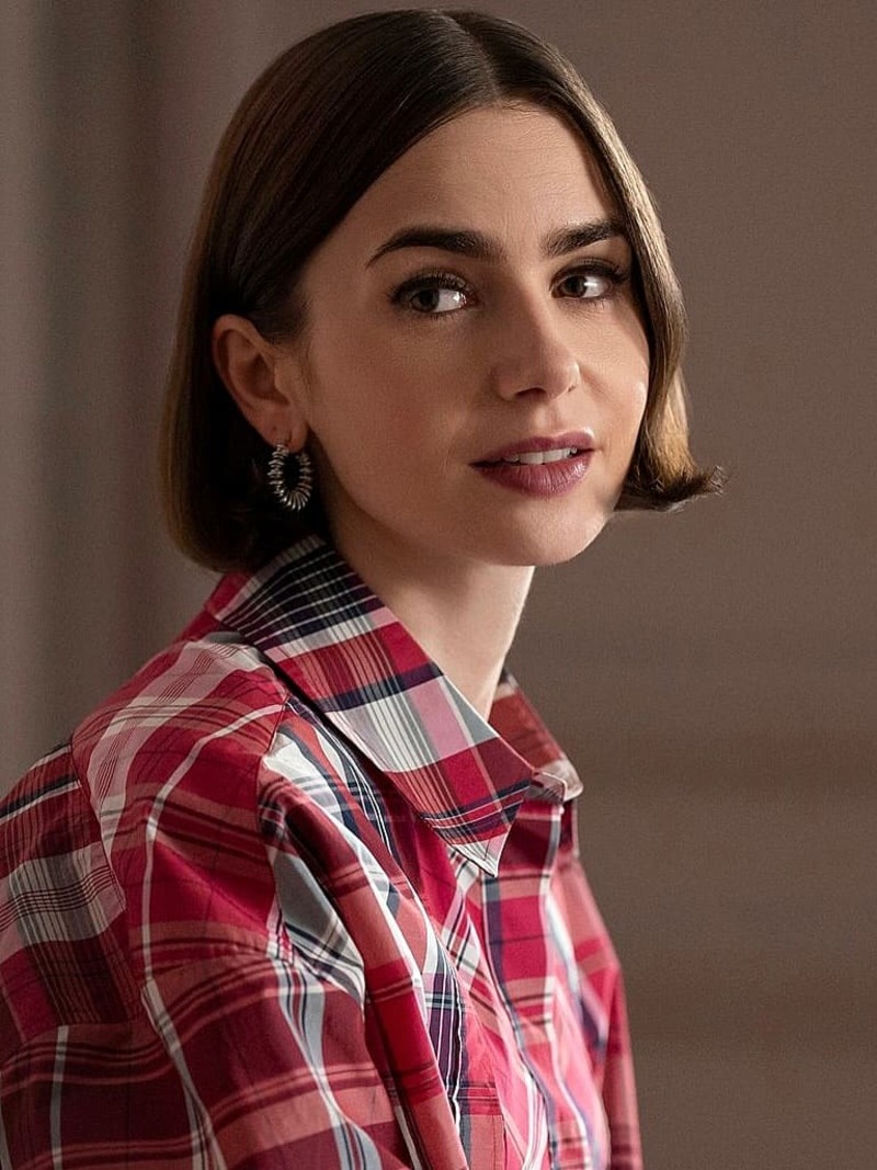 caschetto-alla-emily-in-paris-punte-all-insu