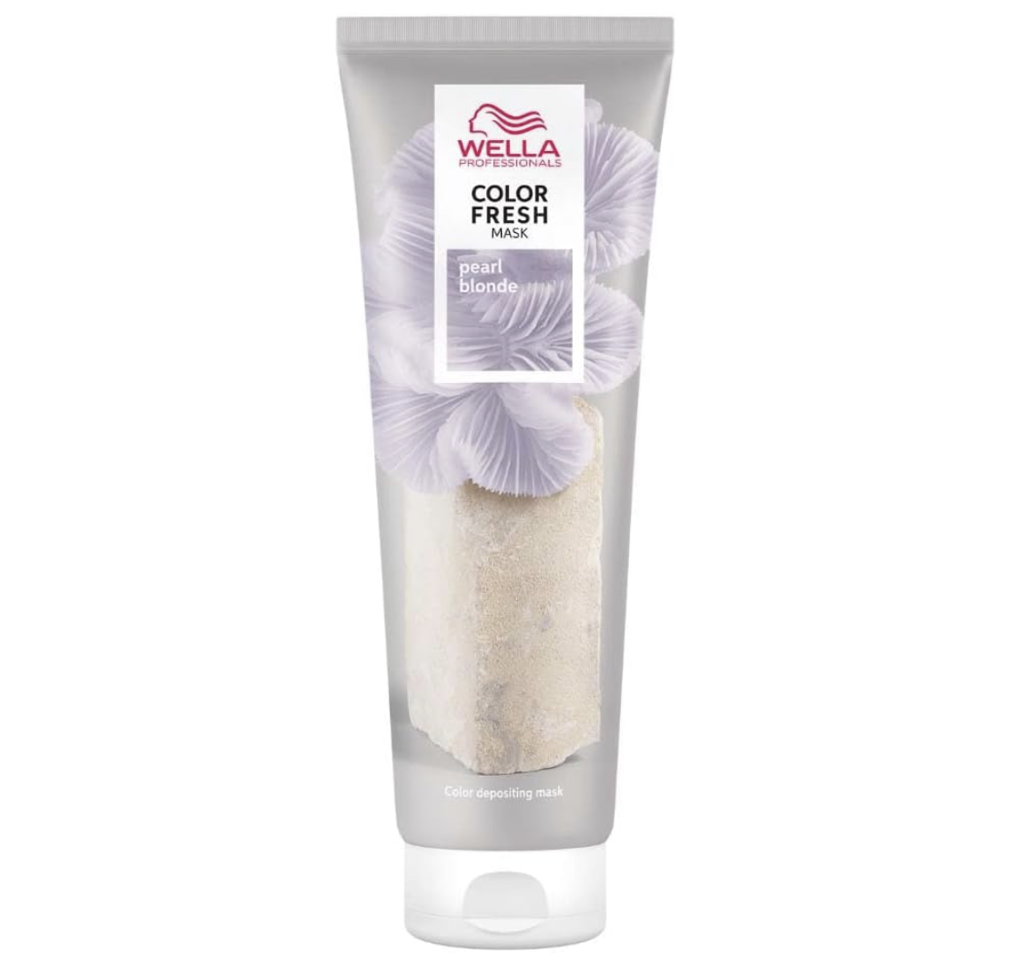 colore-capelli-cloud-dancer-pantone-2026-wella