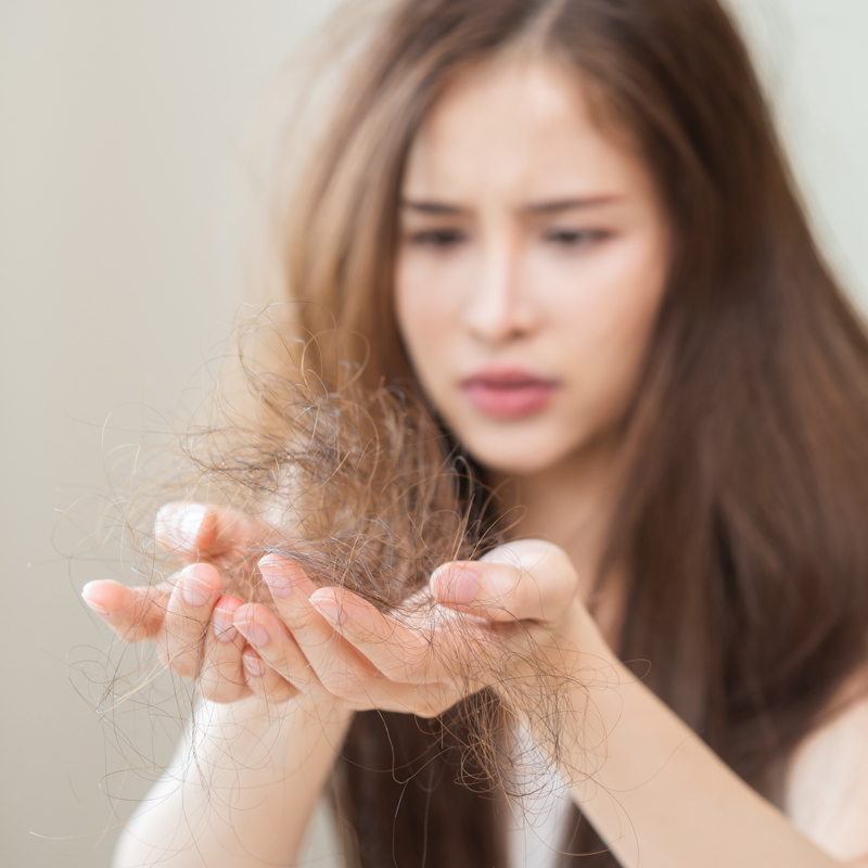 come-usare-trattamento-anticaduta-freshly-capelli-caduti