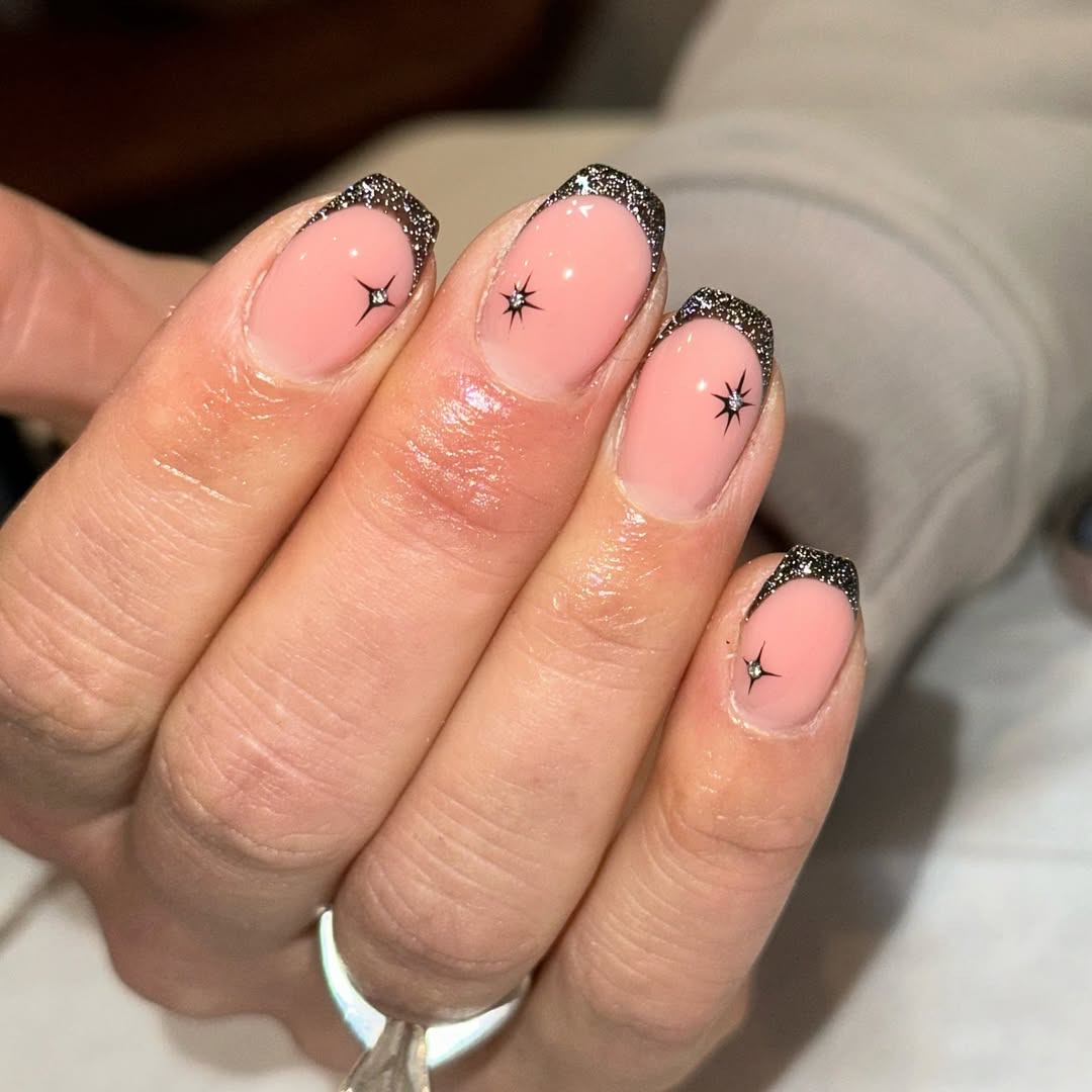 smalto-nero-glitter-micro-french-kadihartleybeauty