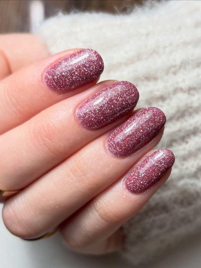 smalto-rosa-glitter-scuro