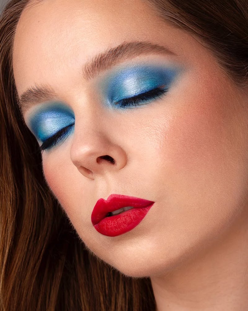 trucco-azzurro-tendenza-trucco-smokey