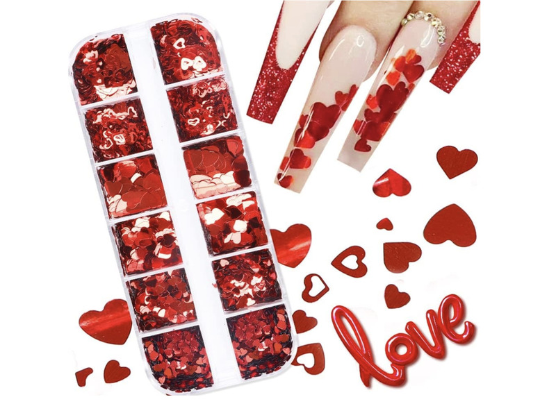 unghie-con-cuori-paillettes-olografiche