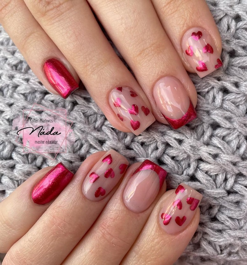 unghie-con-cuori-romantiche-cromate