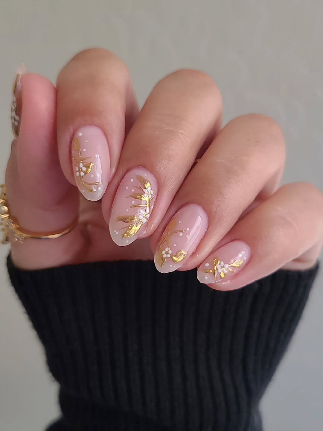 unghie-inverno-2026-oro