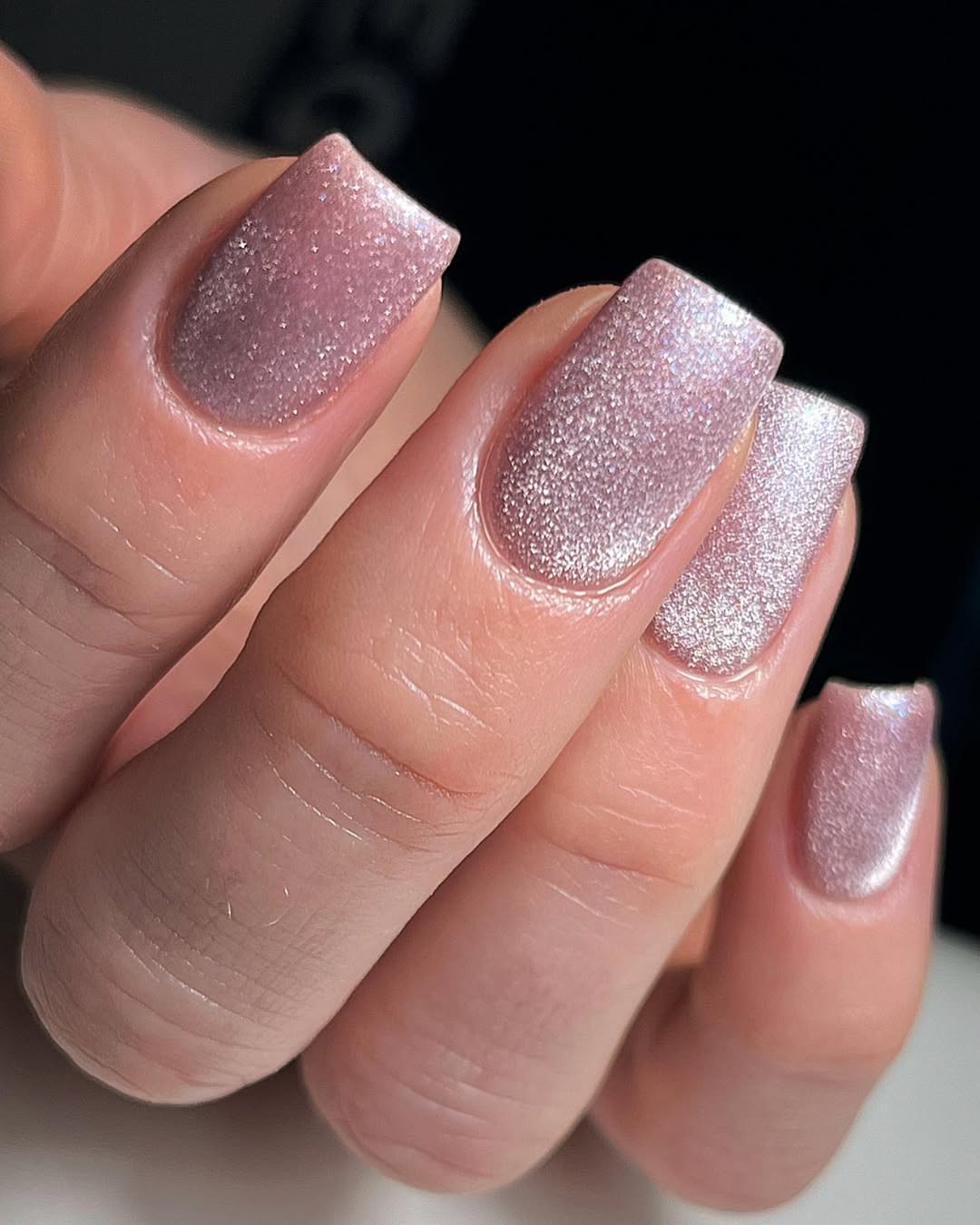 unghie-inverno-2026-velluto