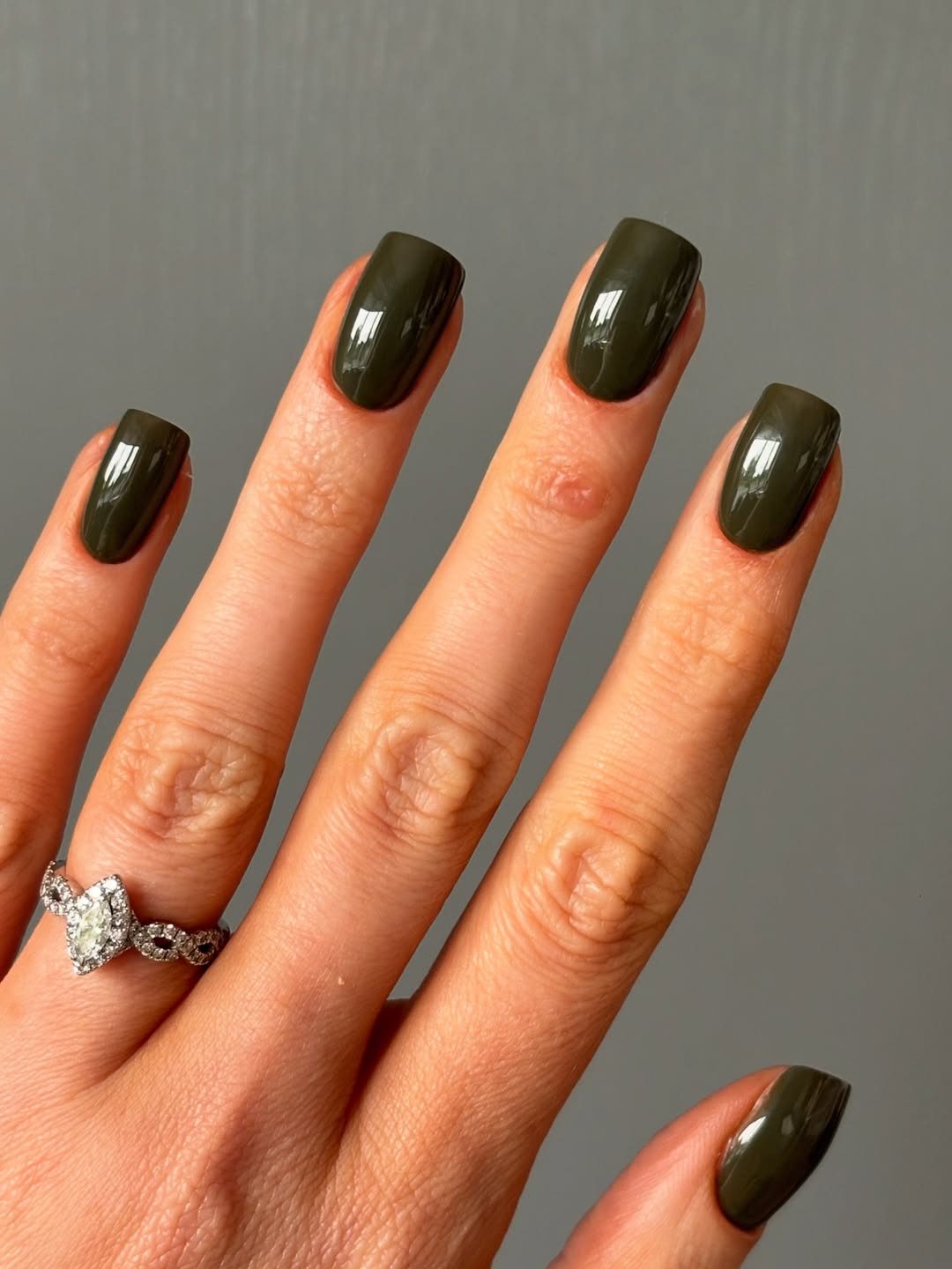 unghie-inverno-2026-verde